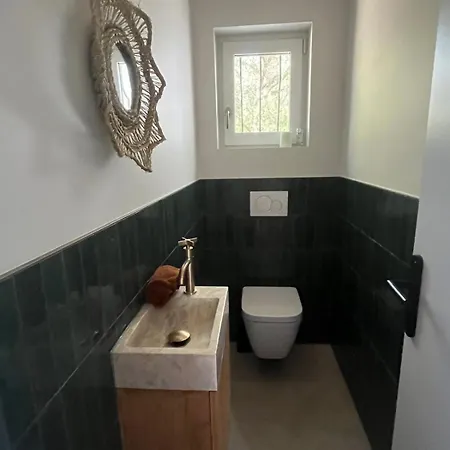 Lily Bay Baie De Santa Giulia-porto Vecchio