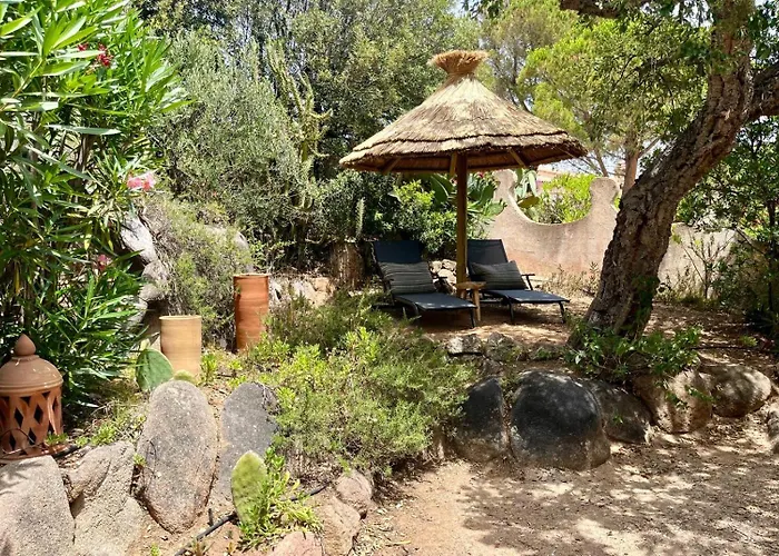 Lily Bay Baie De Santa Giulia-porto Vecchio *