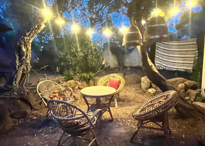 Lily Bay Baie De Santa Giulia-porto Vecchio Porto-Vecchio (Corsica)